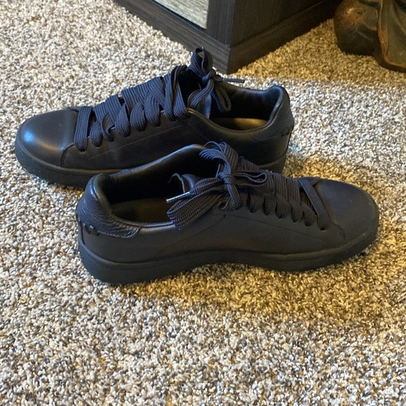 8.5 Coach Navy Blue Sneakers - Picture 2 of 8